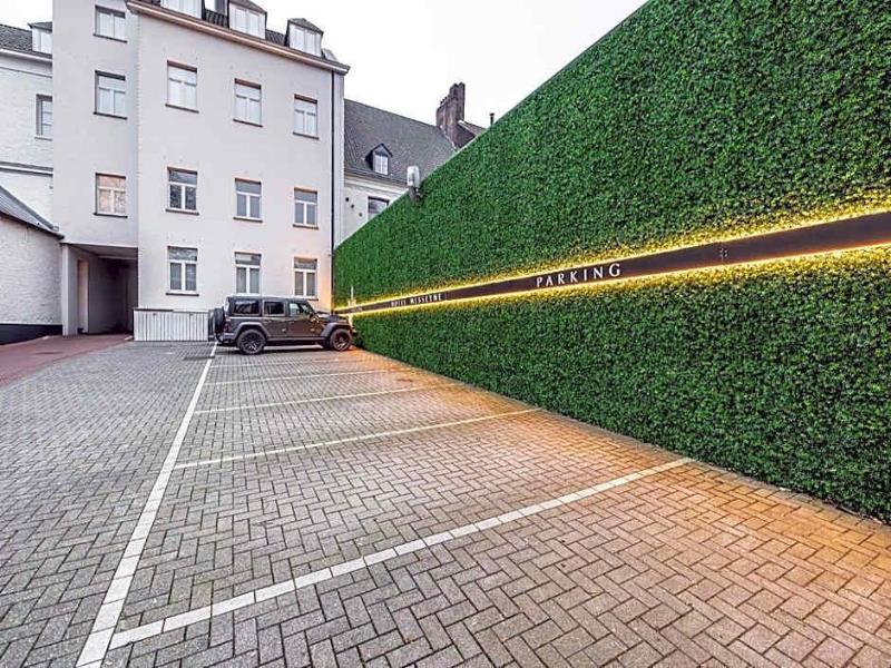 Hotel Messeyne image