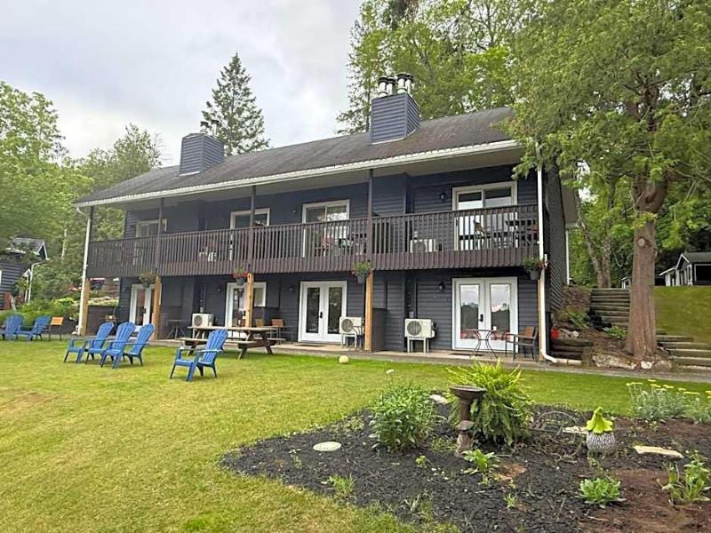 Bonnie View Inn image