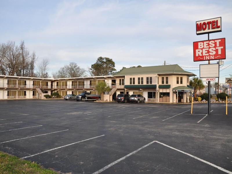 Best Rest Inn