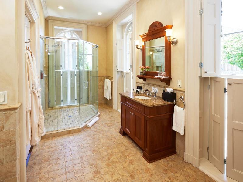 Mansion Hill Inn image