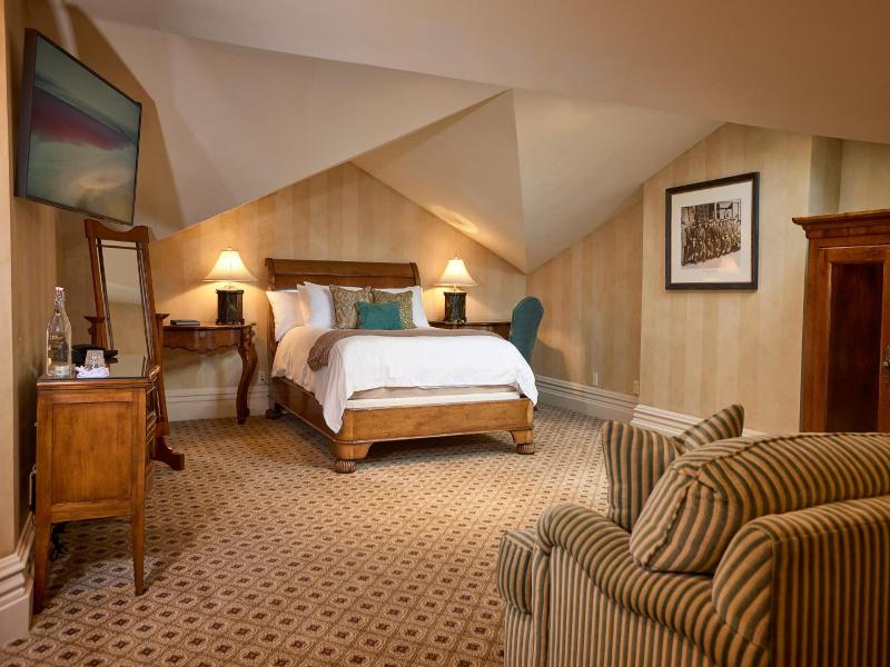Mansion Hill Inn image