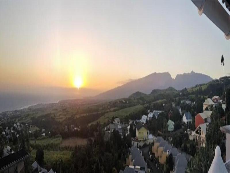 Le Soleil Couchant image