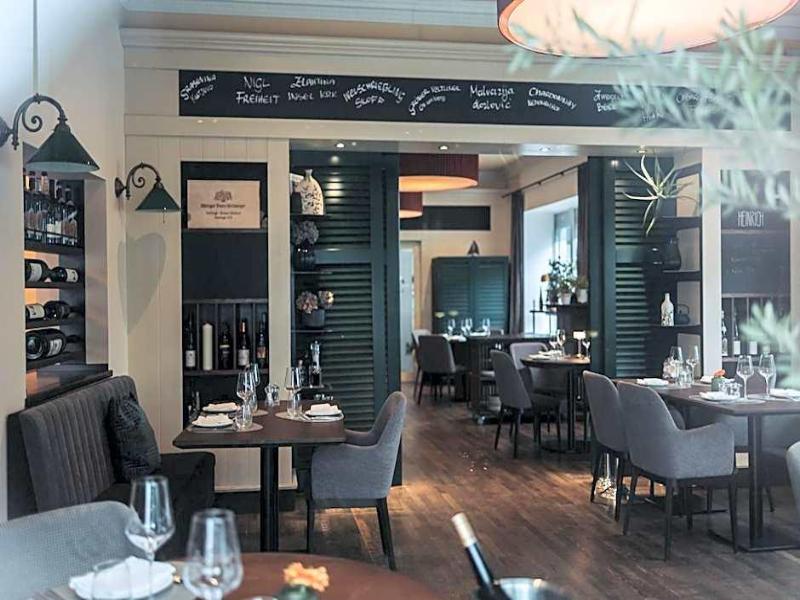 Boutique Hotel Adria image