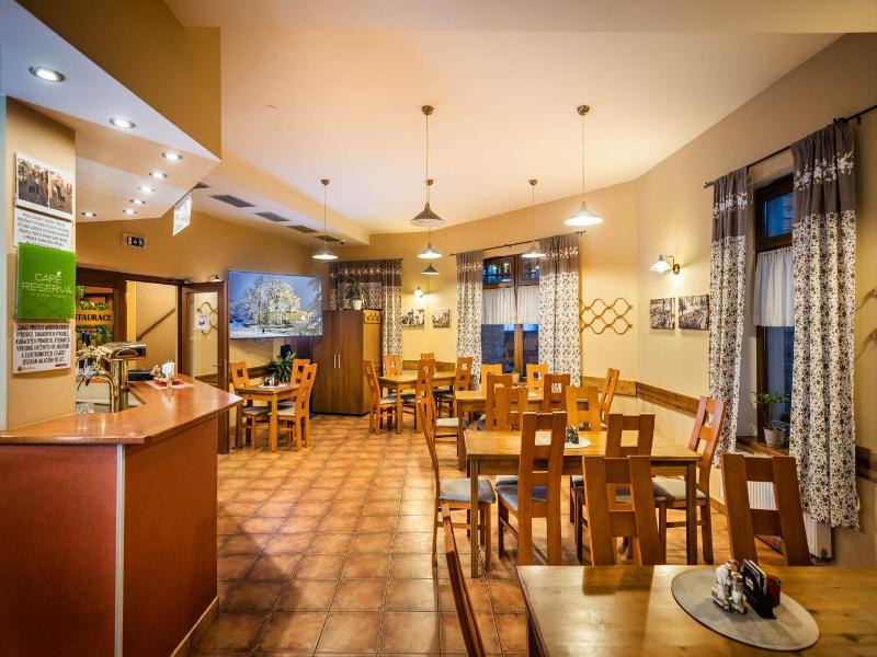 Hotel Zavis Z Falkenstejna image