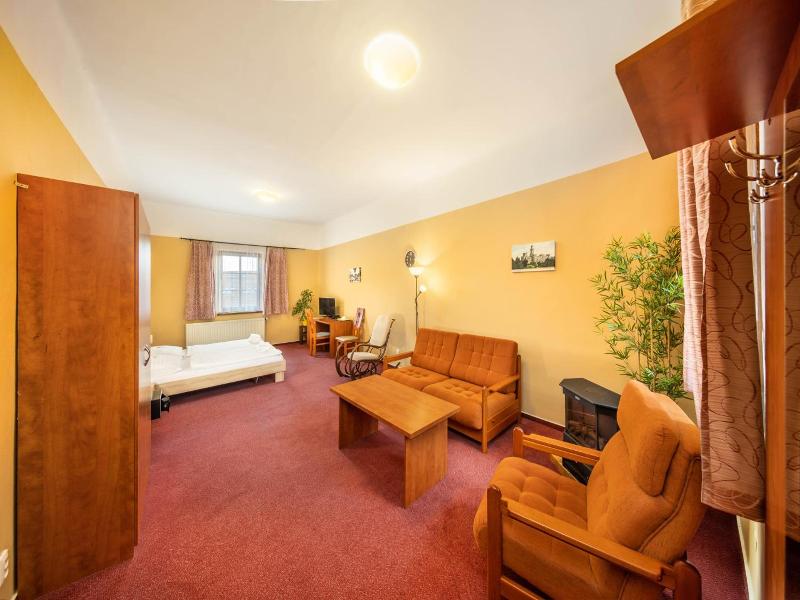 Hotel Zavis Z Falkenstejna image