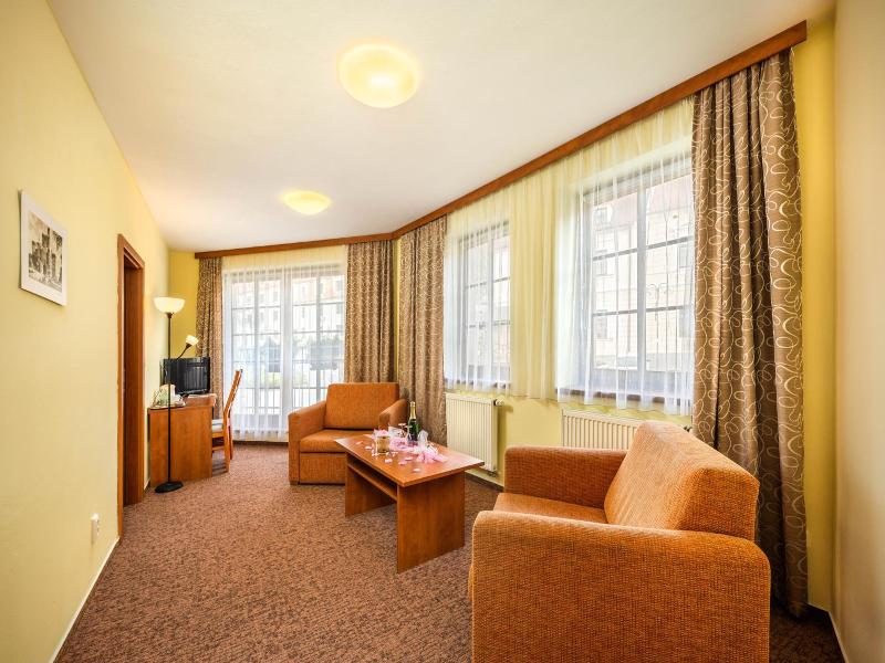 Hotel Zavis Z Falkenstejna image