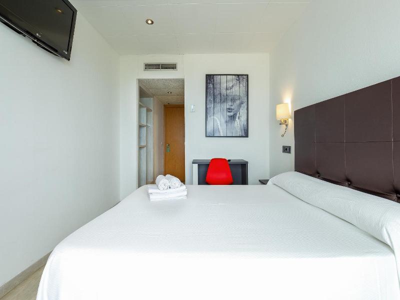 Hotel Vela image