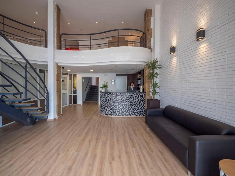 Hotel Vela image