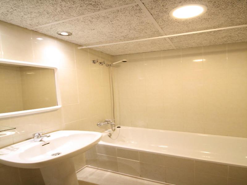 Hotel Vela image