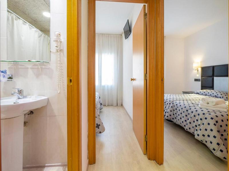 Hotel Vela image