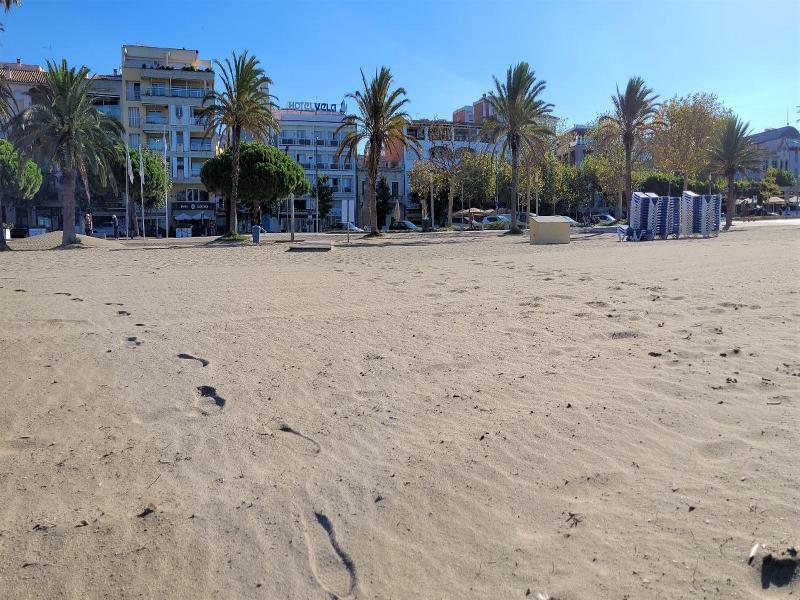 Hotel Vela image