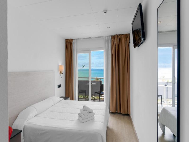 Hotel Vela image