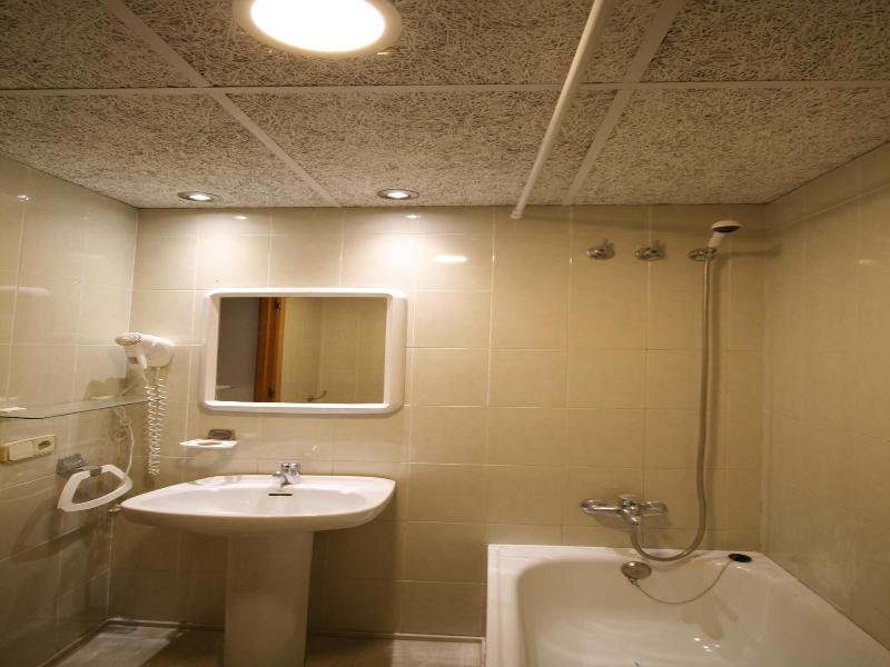 Hotel Vela image