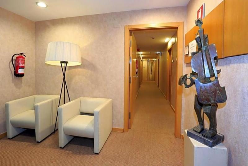 Hotel Txarriduna image