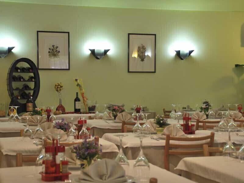Hotel Saloria image