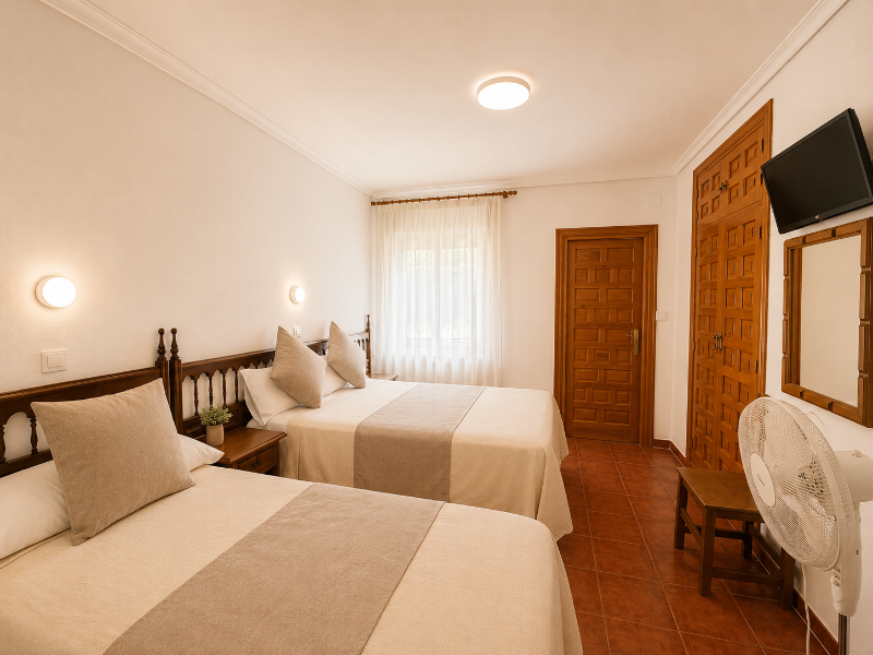 Hostal Bellas image