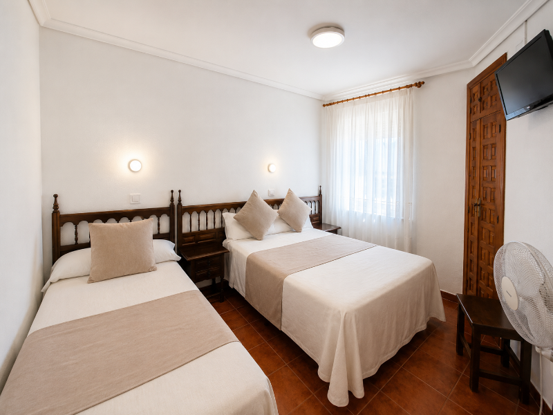 Hostal Bellas image