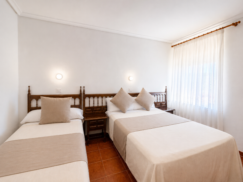 Hostal Bellas image