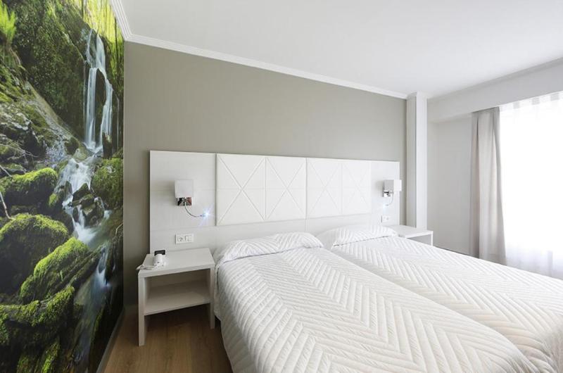 Hotel Loiola image