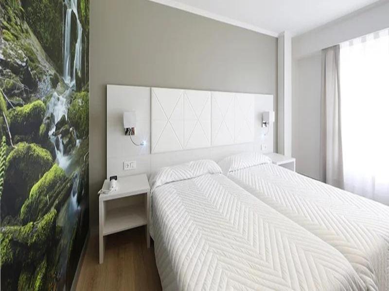 Hotel Loiola image