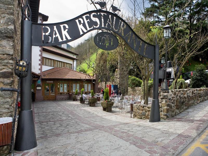 Hotel Venta Etxalar image