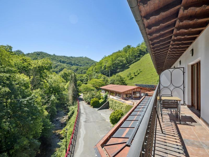 Hotel Venta Etxalar image