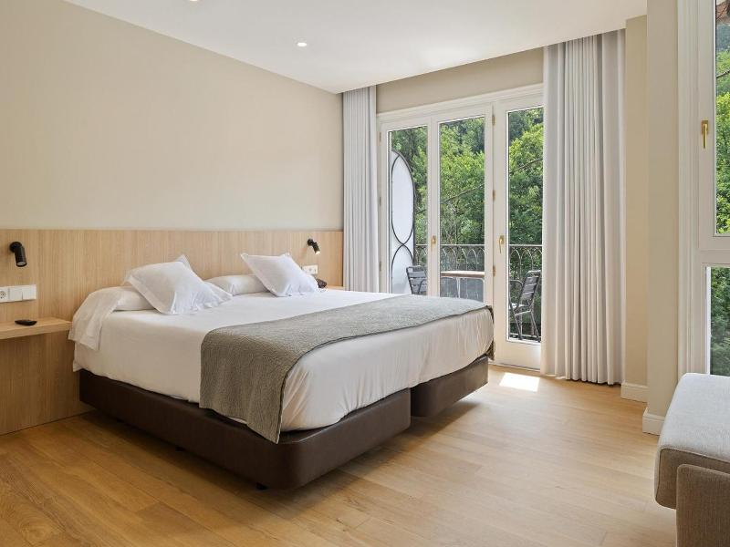 Hotel Venta Etxalar image