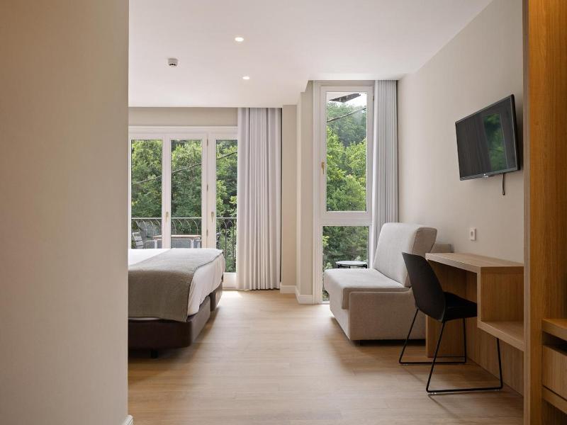 Hotel Venta Etxalar image