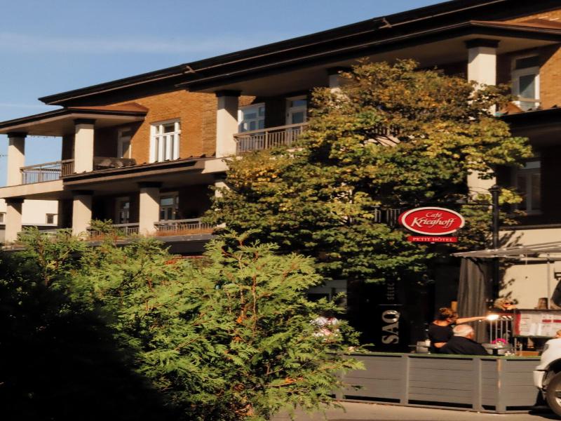 Petit Hotel Cafe Krieghoff