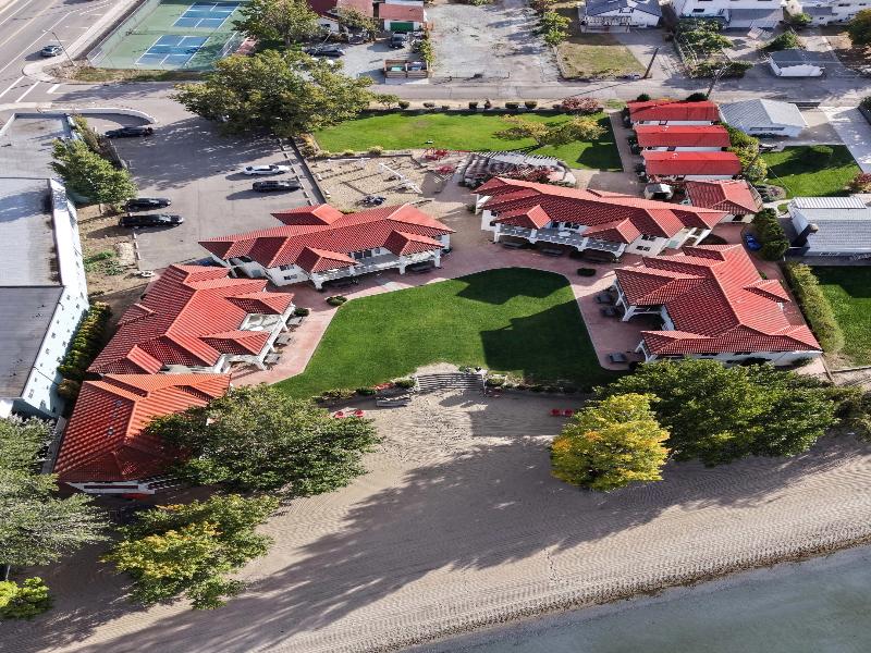 Sandy Beach Suites