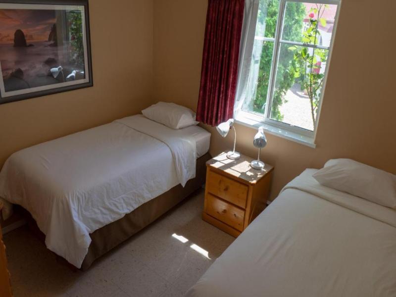 Sandy Beach Motel image