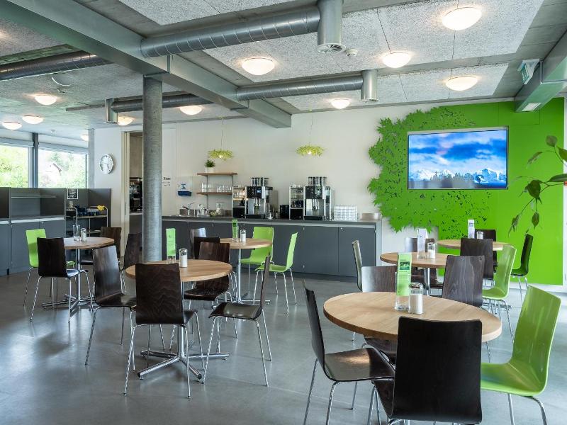 Backpackers Villa Sonnenhof Hostel image