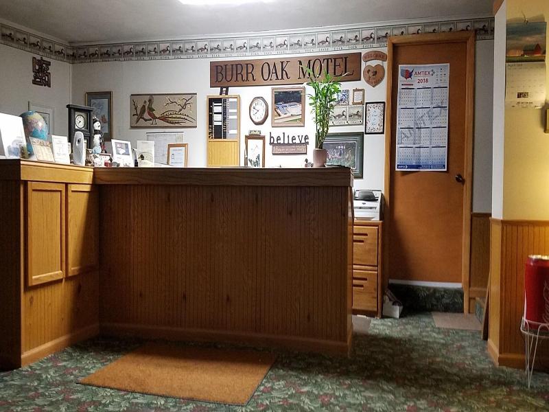 Burr Oak Motel