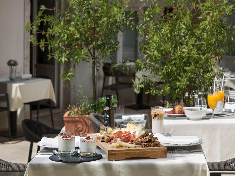 Hotel La Grisa image