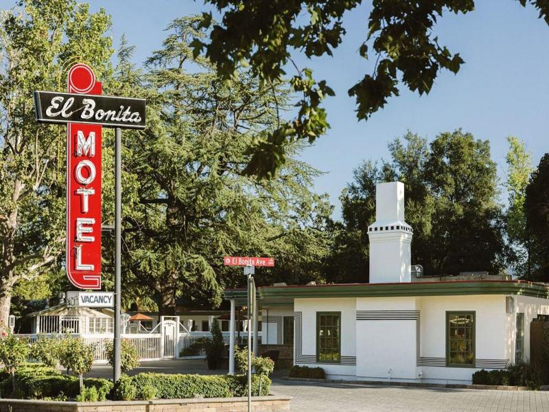 El Bonita Motel image