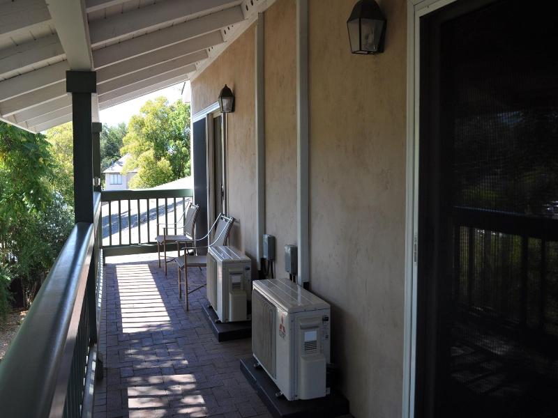 El Bonita Motel image