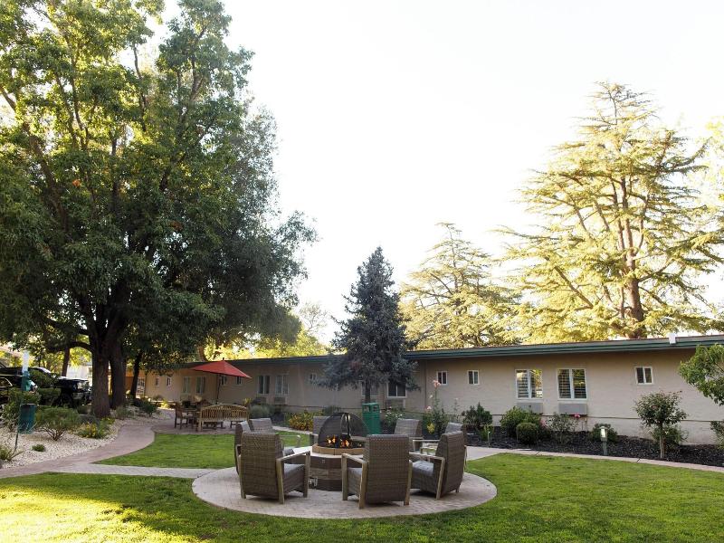 El Bonita Motel image