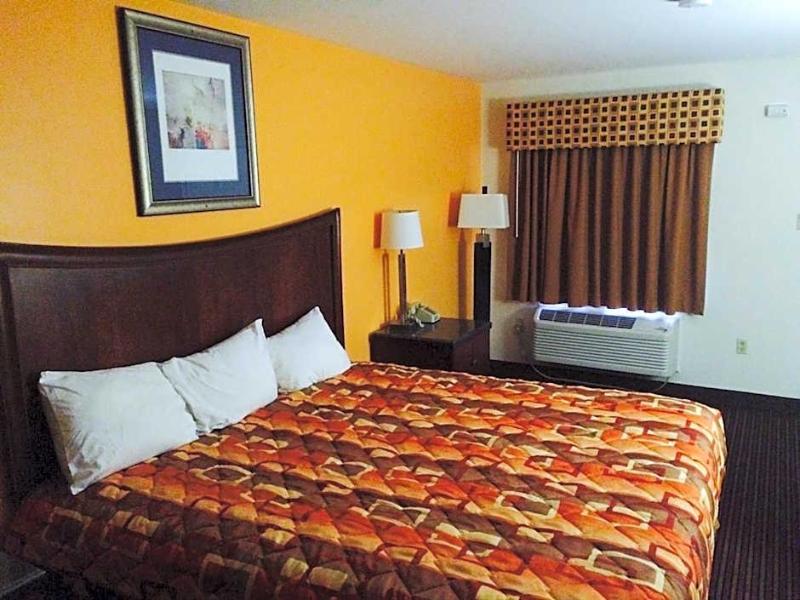 Plum Tree Inn image