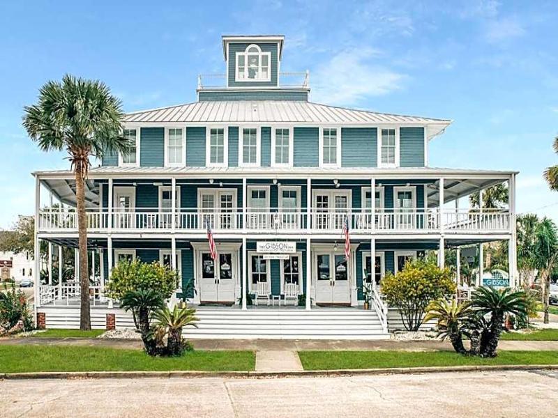 Gibson Inn image