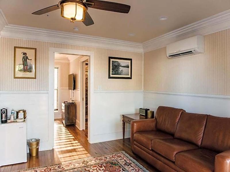 Gibson Inn image