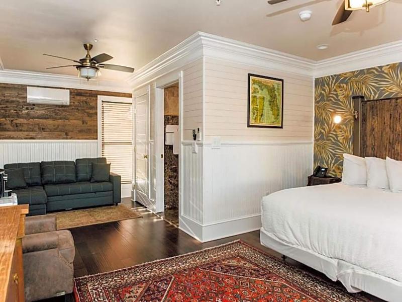 Gibson Inn image