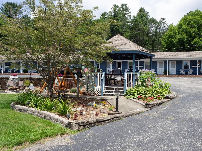Blowing Rock Inn