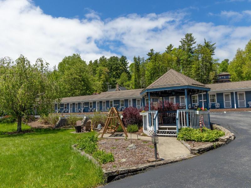 Blowing Rock Inn