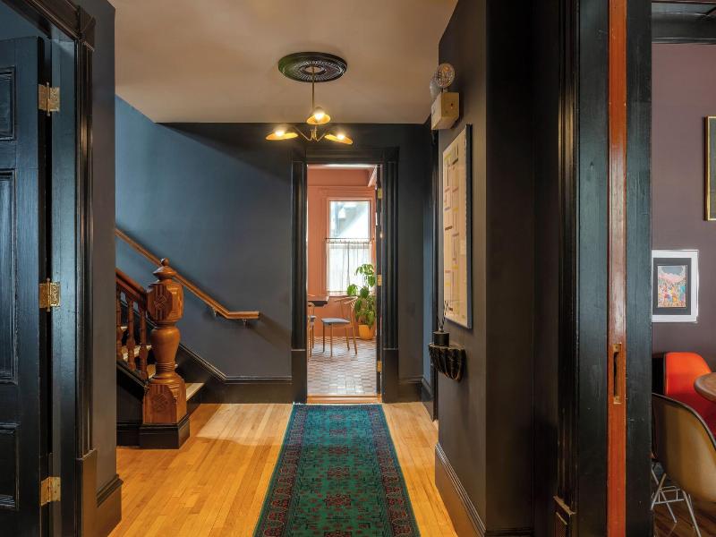 Ash Street Inn image