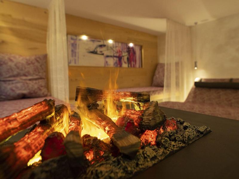 Hotel Lucia image