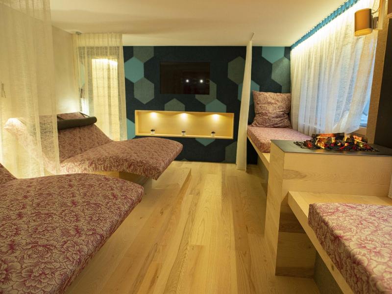 Hotel Lucia image
