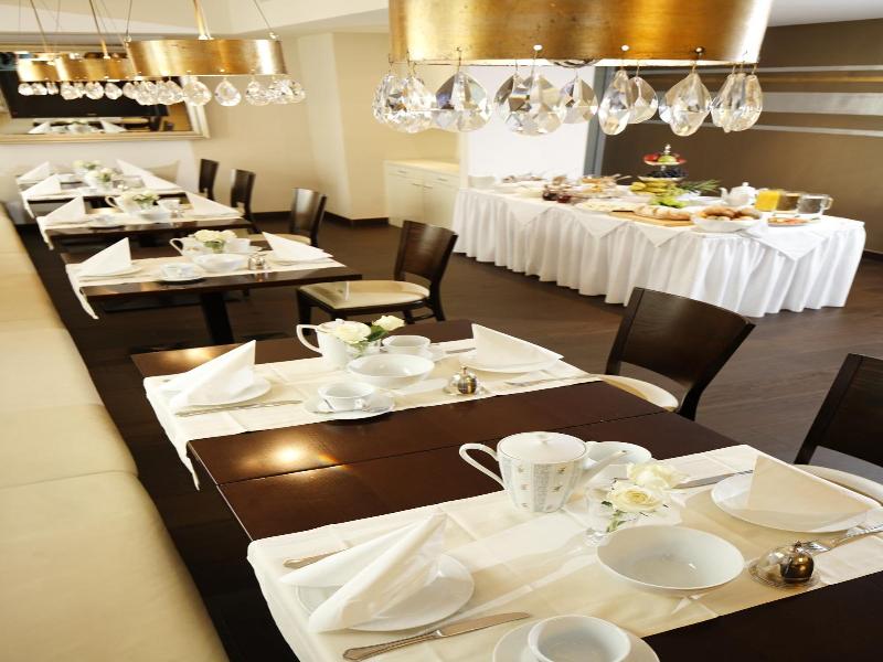 Pfeiler S Burgerstuberl Hotel image