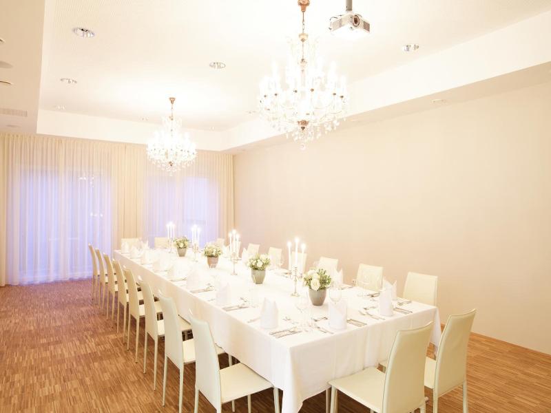 Pfeiler S Burgerstuberl Hotel image