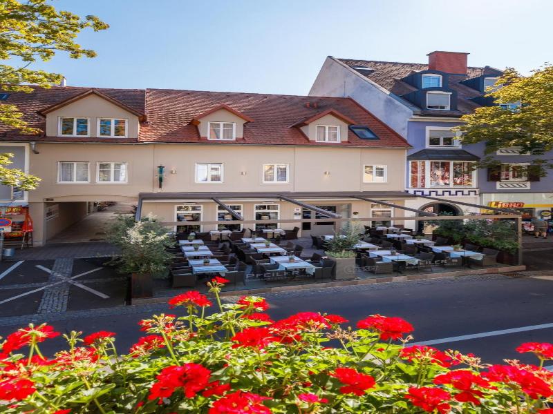 Pfeiler S Burgerstuberl Hotel image