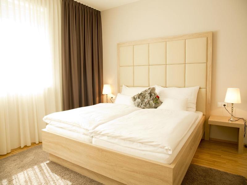 Pfeiler S Burgerstuberl Hotel image